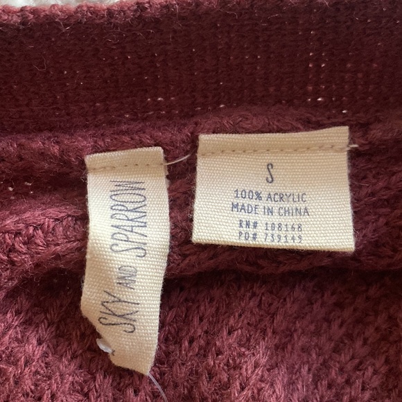 Maroon Knit Sweater - Picture 3 of 4